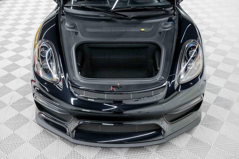 Porsche 981 Cayman GT4