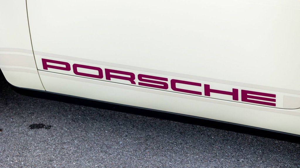 Porsche 911 Reimagined by Singer