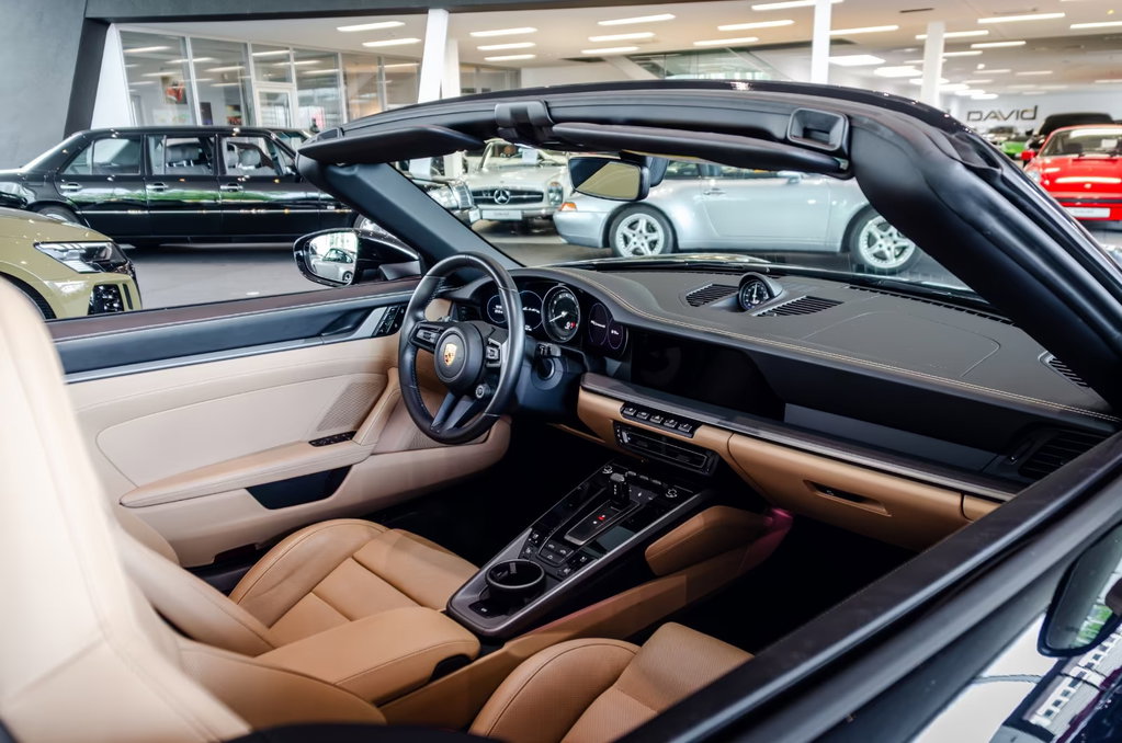 Porsche 992 Carrera 4S