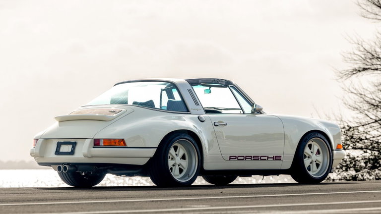Porsche 911 Reimagined by Singer