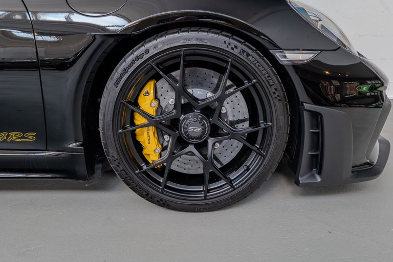 Porsche 718 Cayman GT4 RS