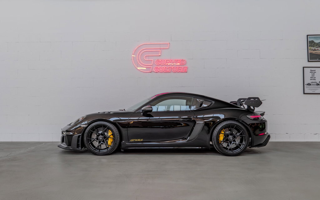 Porsche 718 Cayman GT4 RS