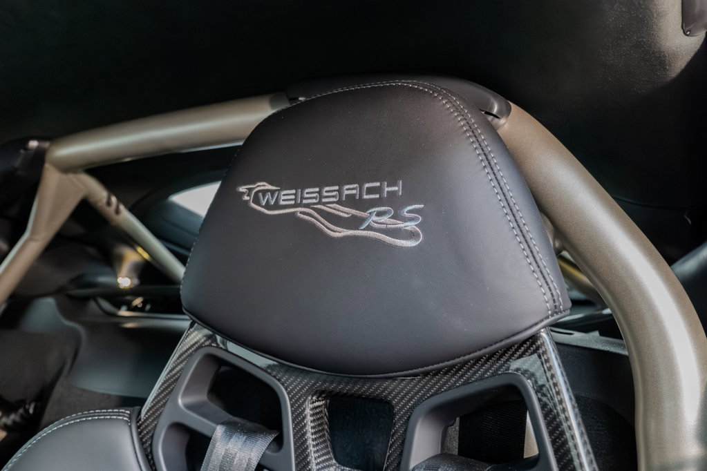 Porsche 718 Cayman GT4 RS