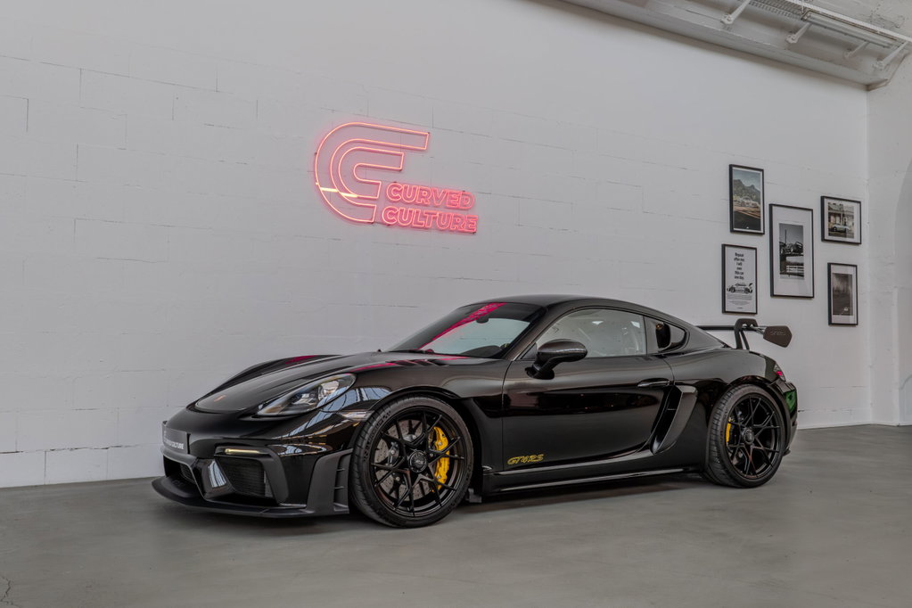 Porsche 718 Cayman GT4 RS