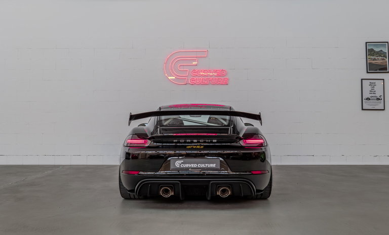 Porsche 718 Cayman GT4 RS