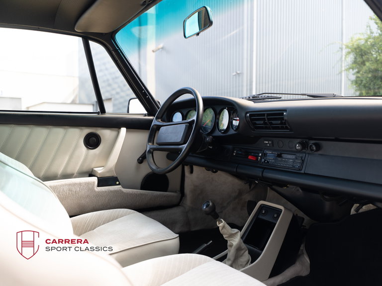 Porsche 911 Carrera 3.2 Clubsport
