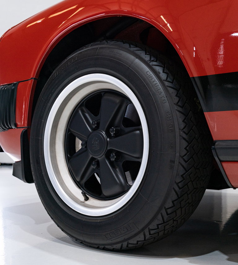 Porsche 911 Carrera (US)