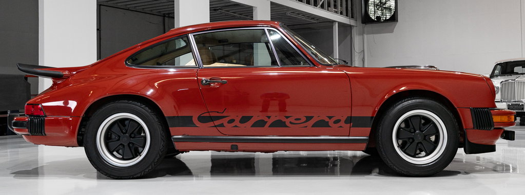 Porsche 911 Carrera (US)