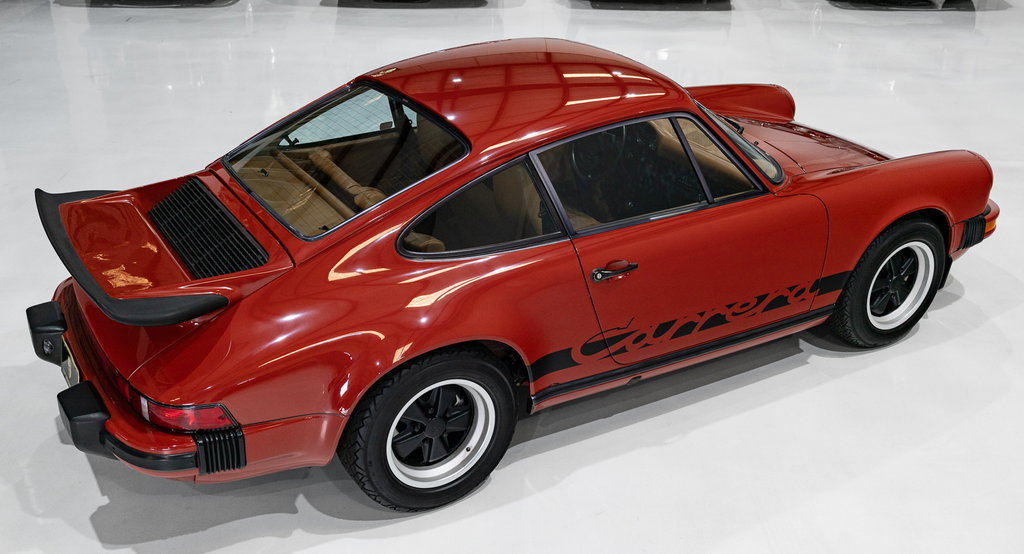 Porsche 911 Carrera (US)