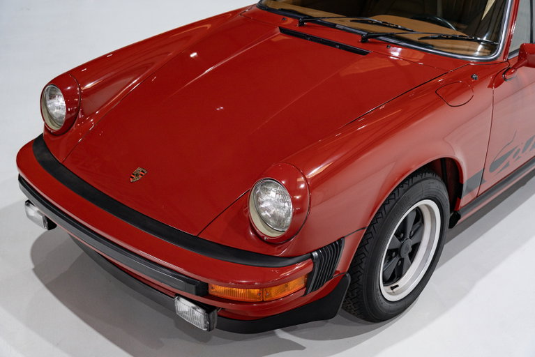 Porsche 911 Carrera (US)