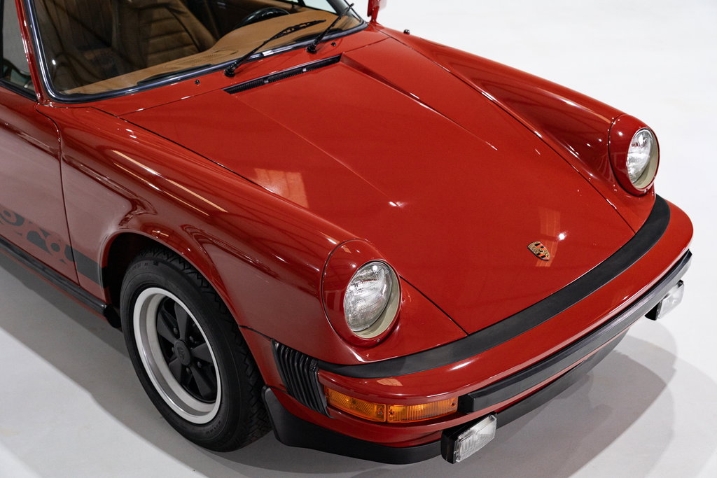 Porsche 911 Carrera (US)