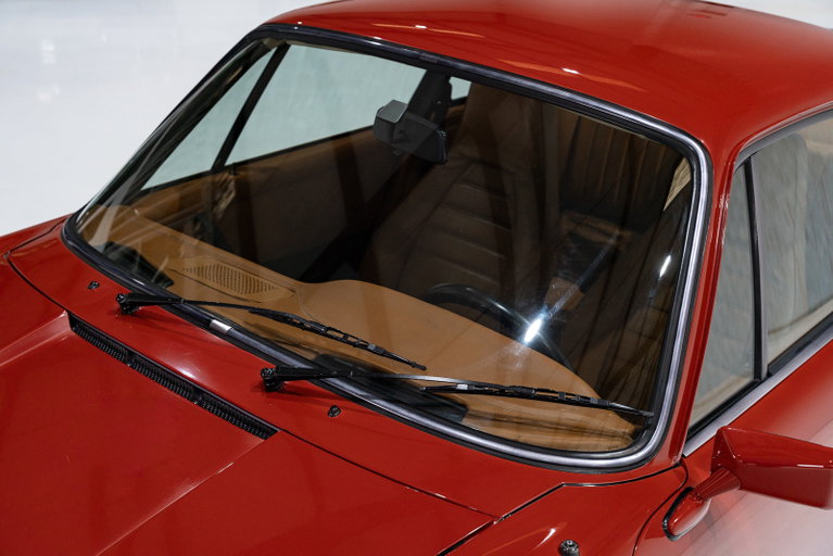 Porsche 911 Carrera (US)