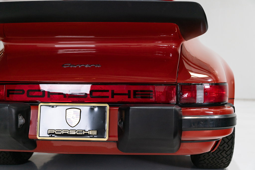Porsche 911 Carrera (US)