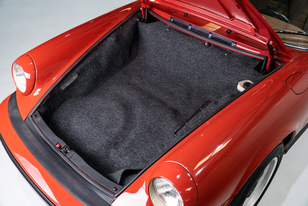 Porsche 911 Carrera (US)