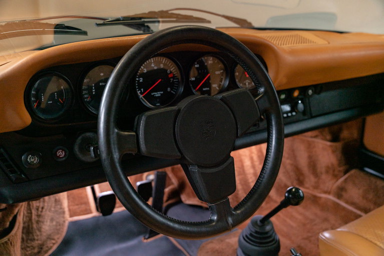 Porsche 911 Carrera (US)