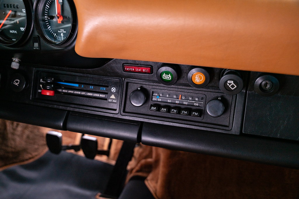 Porsche 911 Carrera (US)