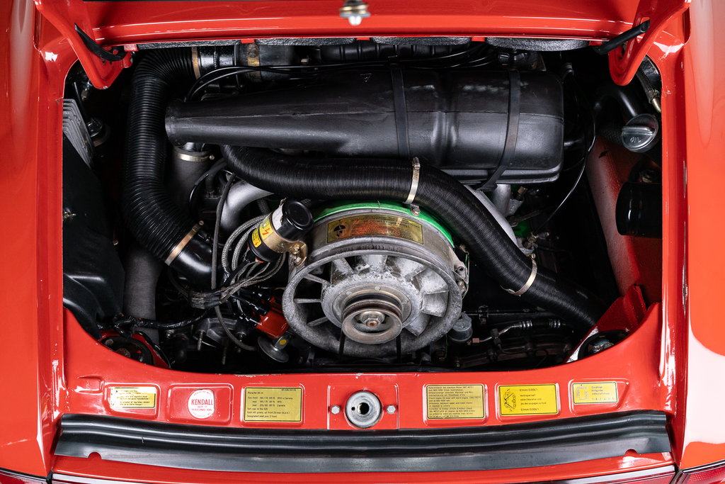 Porsche 911 Carrera (US)