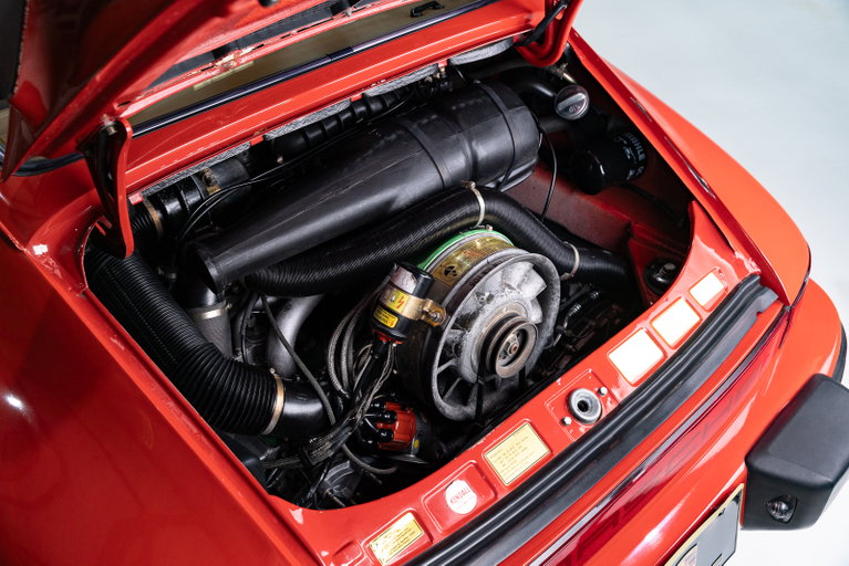 Porsche 911 Carrera (US)