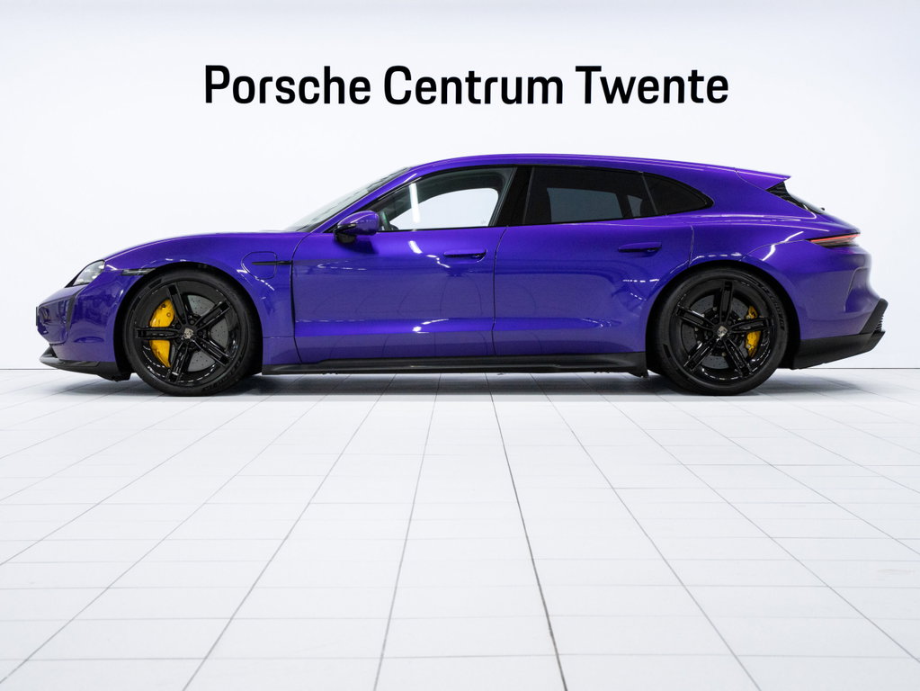 Porsche Taycan Turbo S Sport Turismo