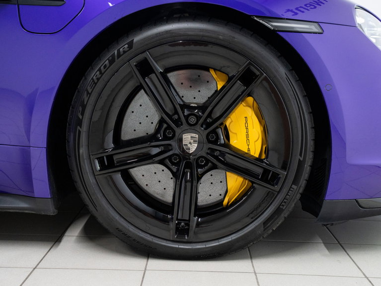 Porsche Taycan Turbo S Sport Turismo