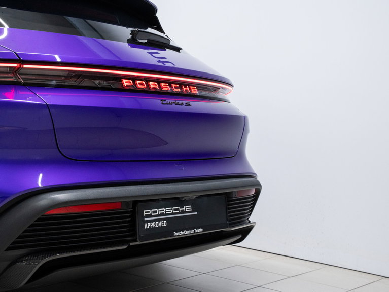 Porsche Taycan Turbo S Sport Turismo