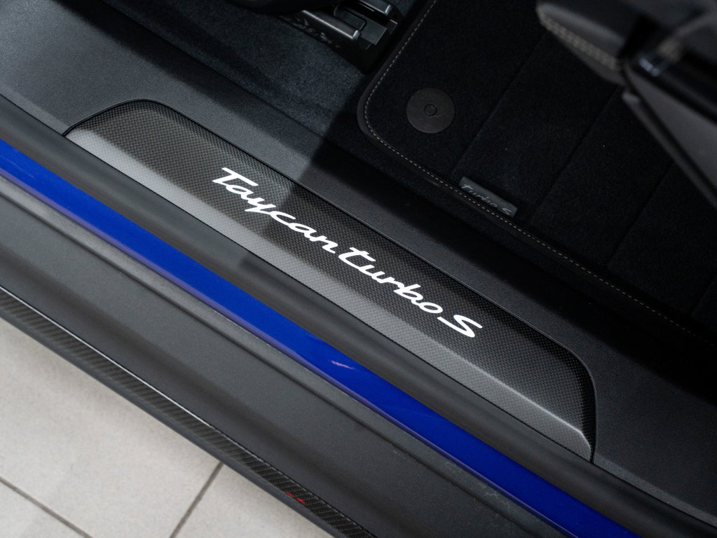 Porsche Taycan Turbo S Sport Turismo
