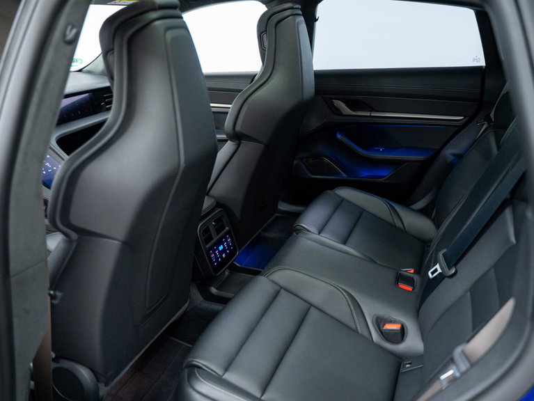 Porsche Taycan Turbo S Sport Turismo