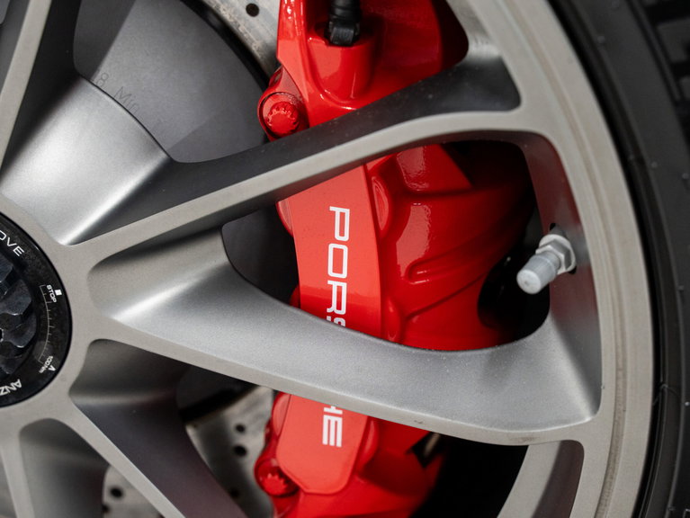 Porsche 991.2 GT3 Touring