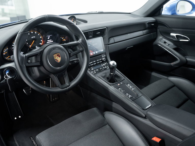 Porsche 991.2 GT3 Touring
