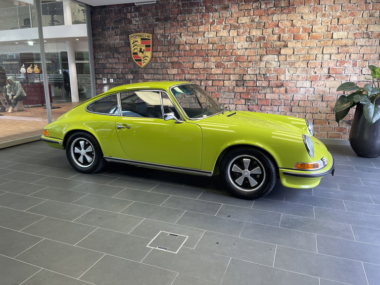 Porsche 911 E