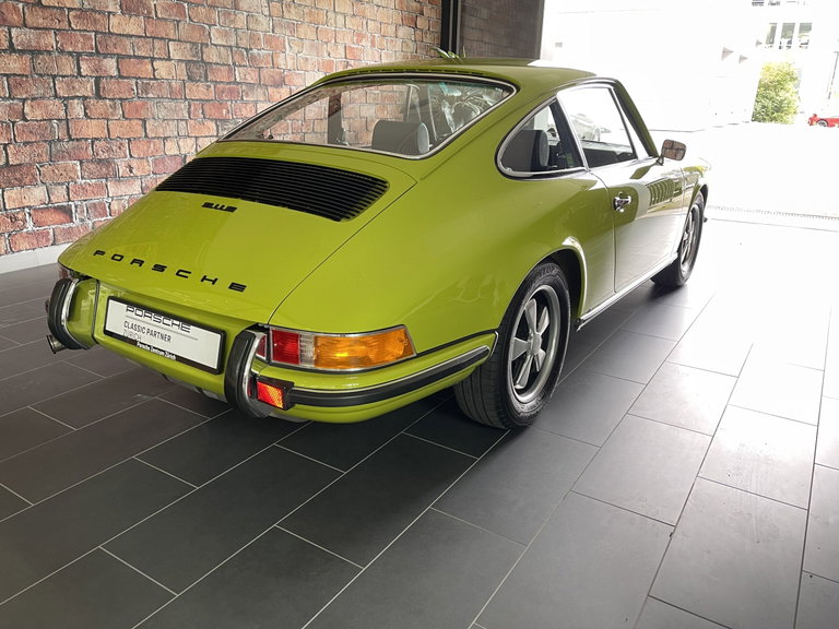 Porsche 911 E