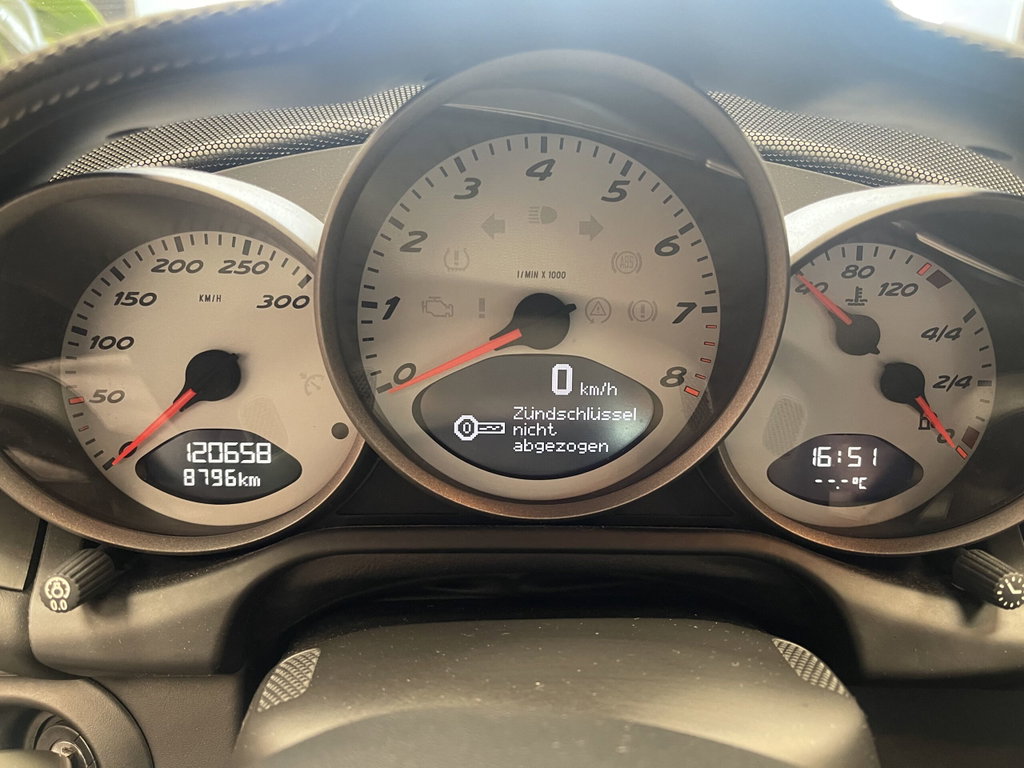 Porsche 987 Cayman S