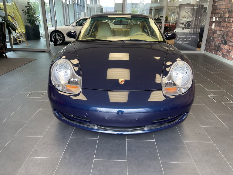 Porsche 996 Carrera 4