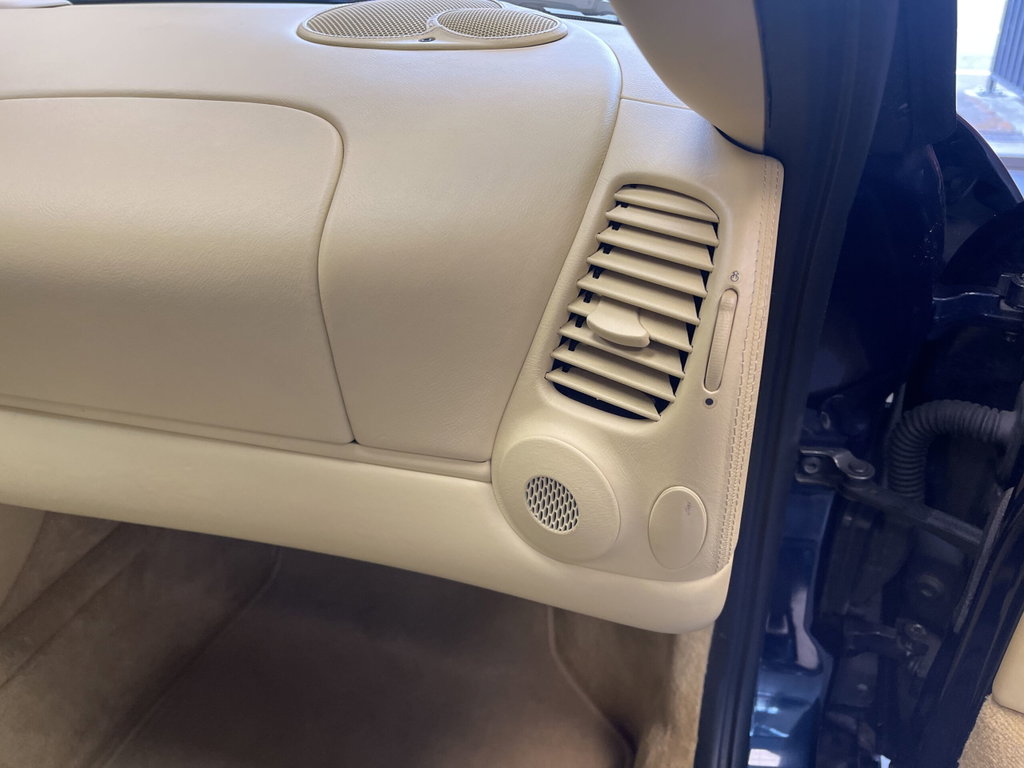 Porsche 996 Carrera 4