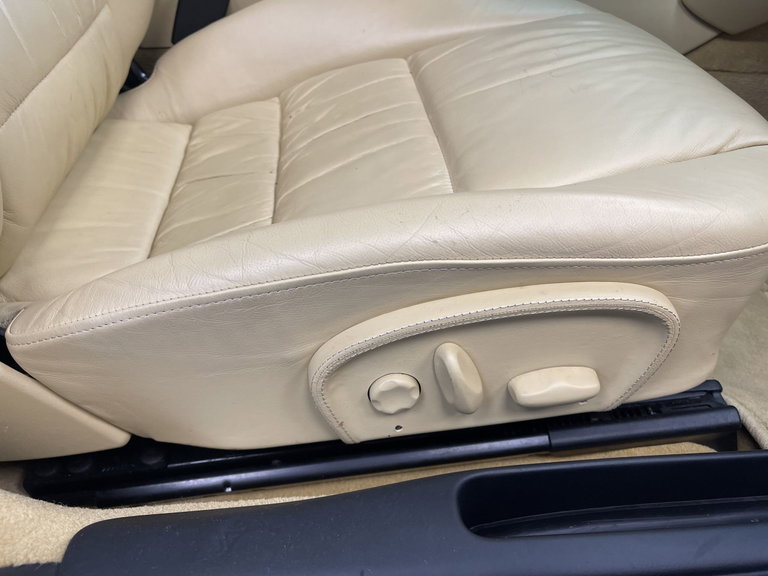 Porsche 996 Carrera 4
