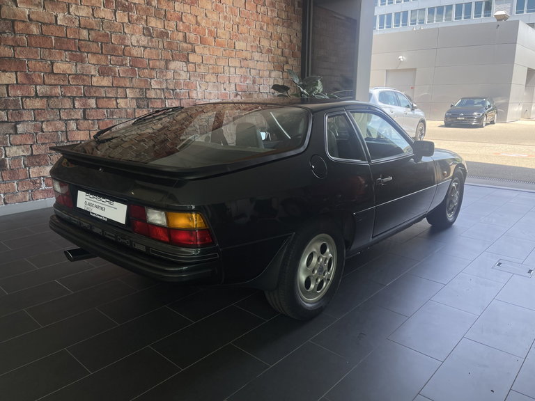 Porsche 924 S