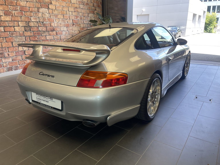 Porsche 996 Carrera