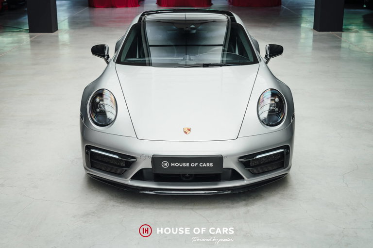Porsche 992 Carrera GTS