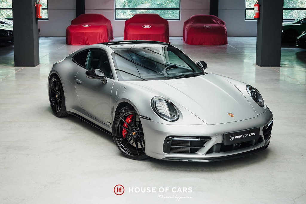 Porsche 992 Carrera GTS