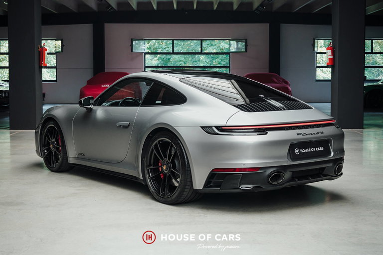 Porsche 992 Carrera GTS