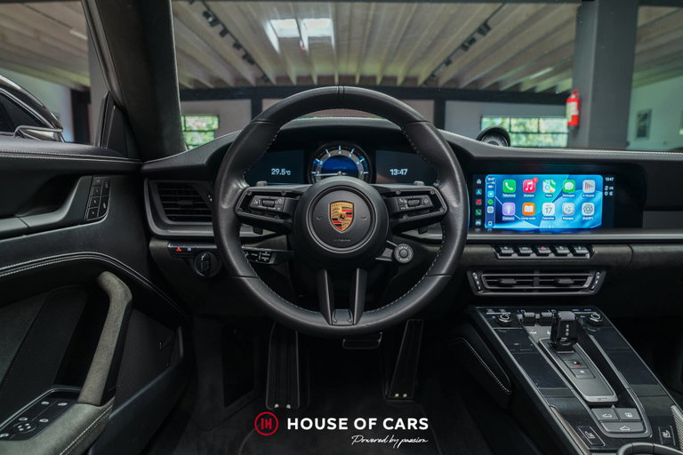 Porsche 992 Carrera GTS