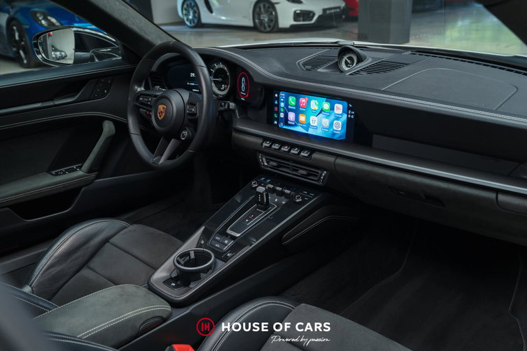 Porsche 992 Carrera GTS
