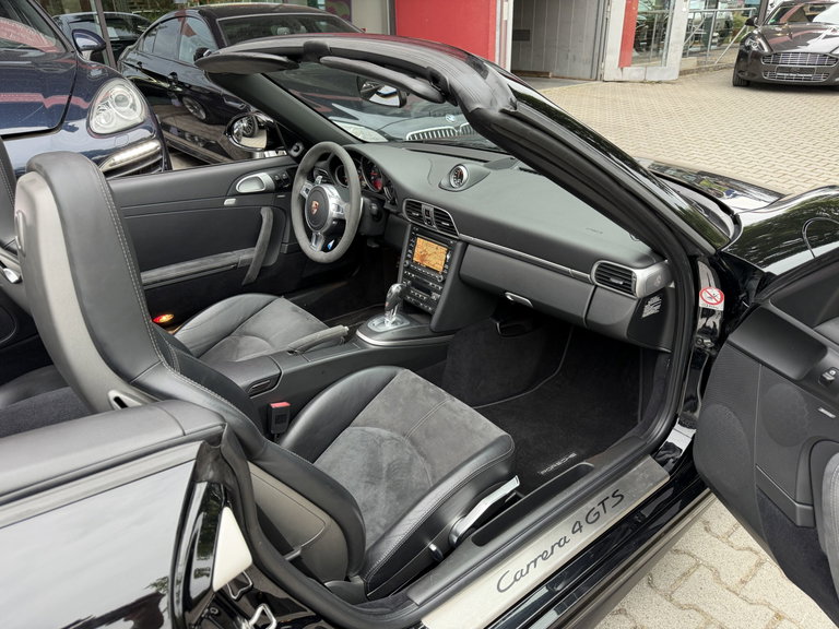 Porsche 997.2 Carrera 4 GTS
