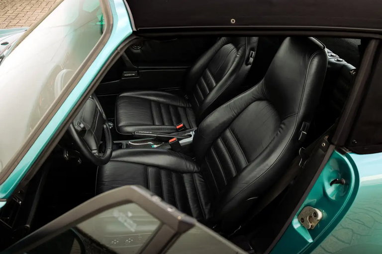 Porsche 964 Carrera 2 Cabrio WTL