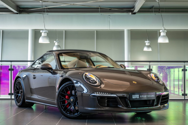 Porsche 991 Carrera 4 GTS