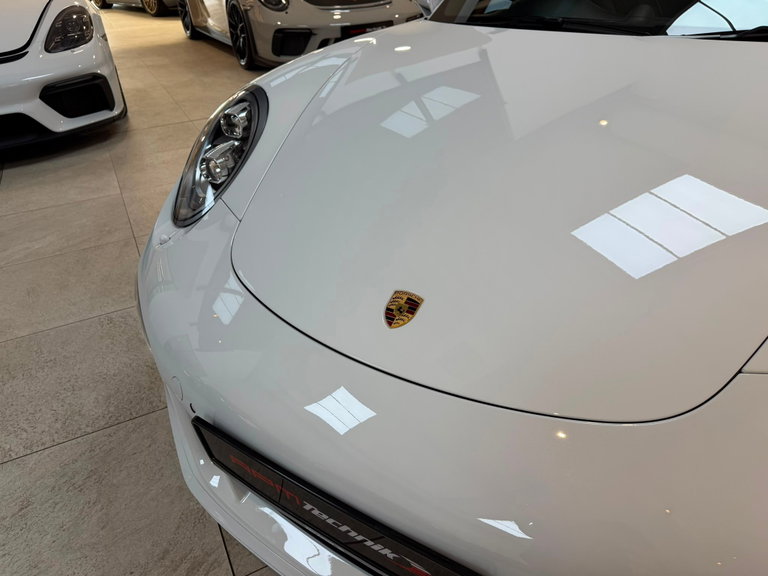 Porsche 991 Carrera 4 GTS