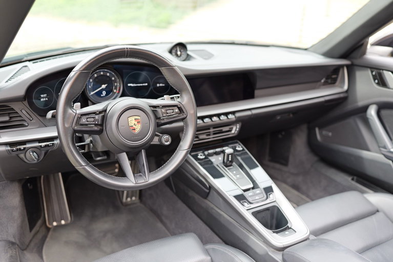 Porsche 992 Carrera 4S