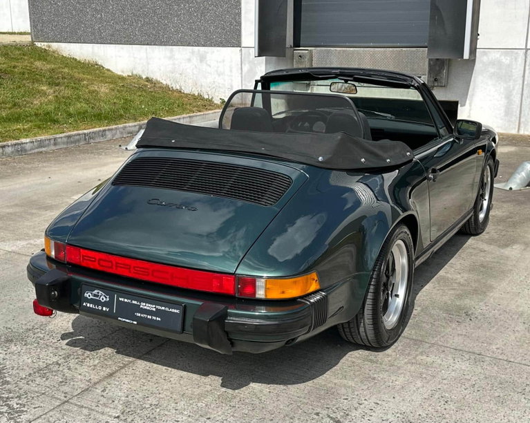 Porsche 911 Carrera 3.2