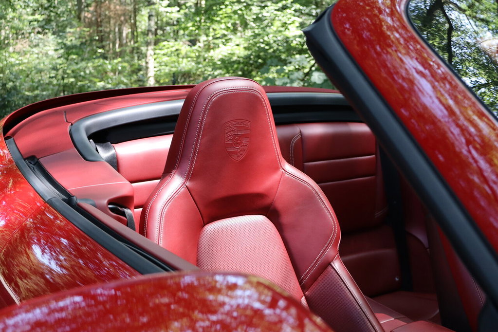 Porsche 992 Carrera S