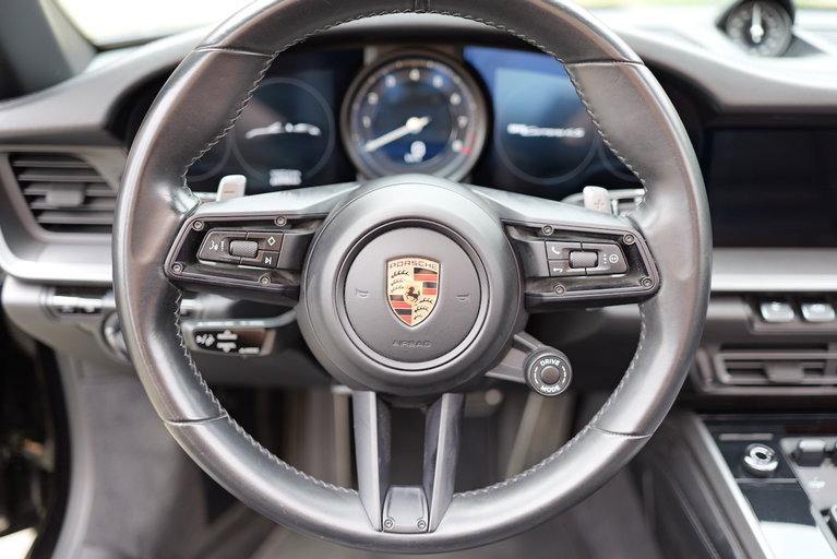Porsche 992 Carrera 4S